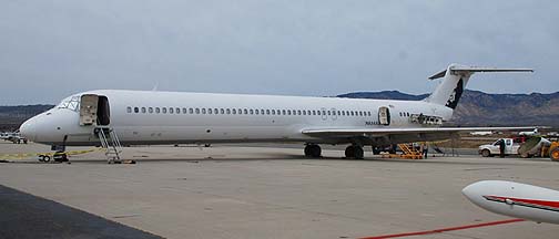 ex-Alaska Airlines McDonnell-Douglas MD-83 N934AS